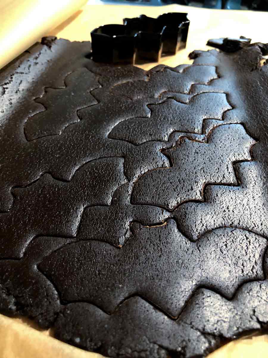 cutting out vegan batwich cookies