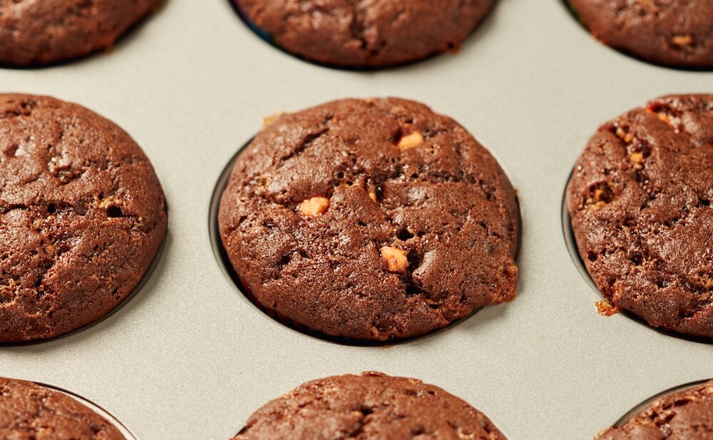 vegan chocolate butterfinger cupcakes