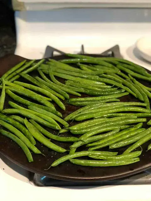 Vegan green beans