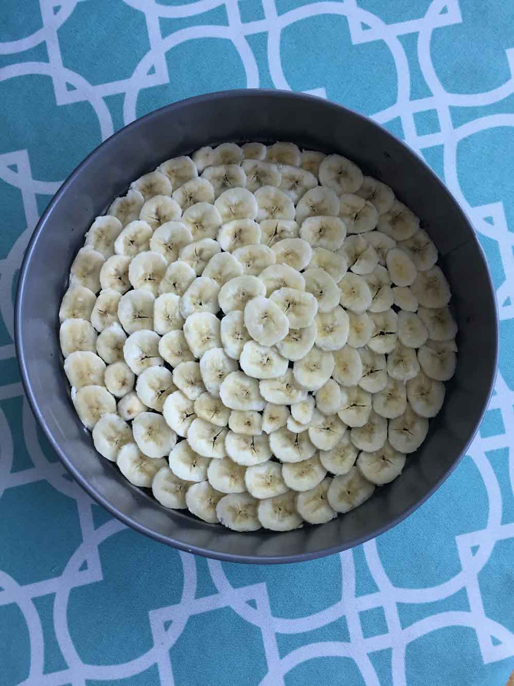 vegan banana split ice cream cake banana layer