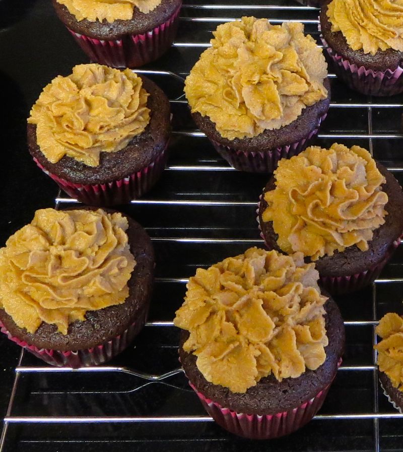 Peanut Butter Cup Cupcakes