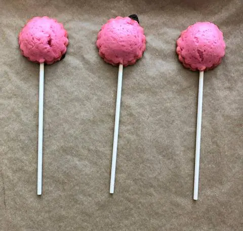 baked pie lollipops