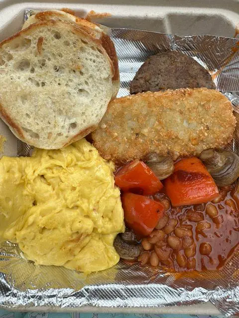 vegan English breakfast from Coopers in Portland