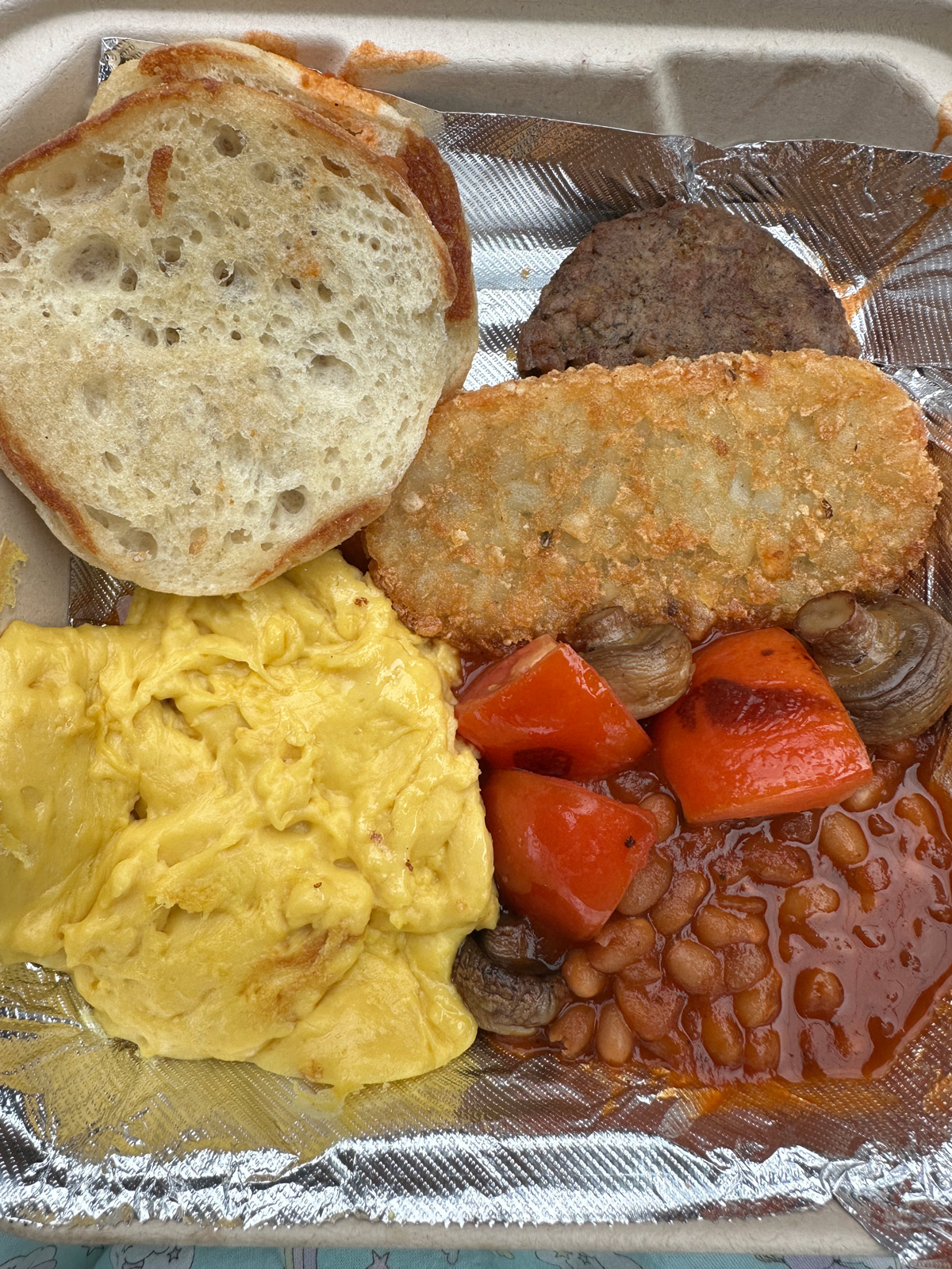 vegan English breakfast from Coopers in Portland