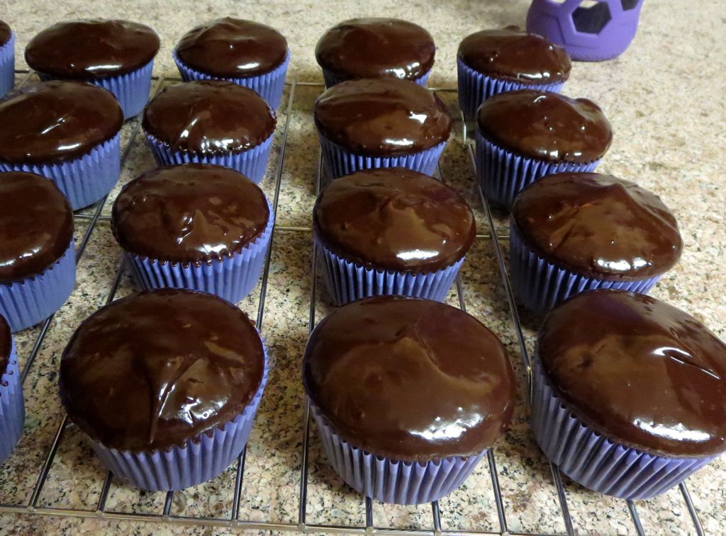 Cupcakes with ganache